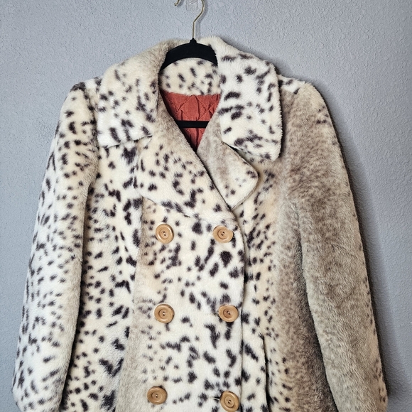 Vtg Collins Aikman Leopard Peacoat Faux Fur Quilted Liner Wood Button - Picture 2 of 10